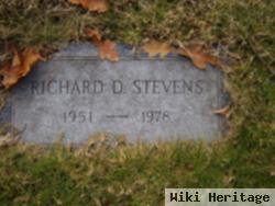 Richard D Stevens