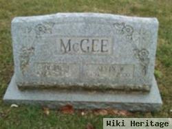 Alvin W Mcgee