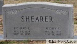 Richard E. Shearer