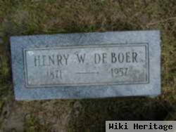 Henry W De Boer