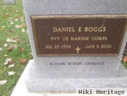 Daniel E Boggs