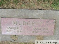 Anna Mae Mudgett