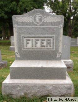 George Fifer