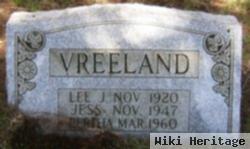 Lee J Vreeland