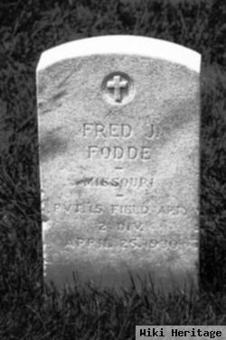 Fred J Fodde