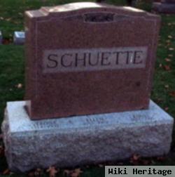 Louis Schuette