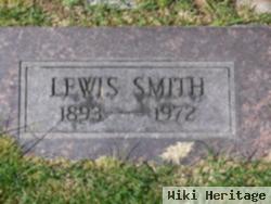 Lewis Smith