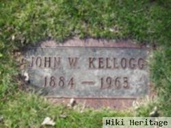 John W Kellogg