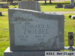 Leonard L. Zwiebel