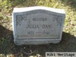 Julia Dani