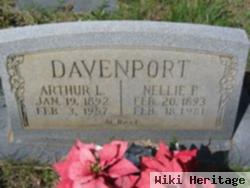 Arthur L Davenport