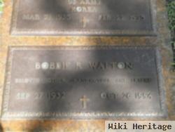 Bobbie R Walton