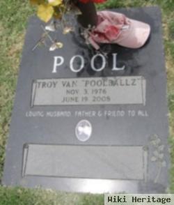 Troy Van "poolballz" Pool