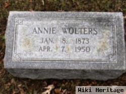 Annie Wolters