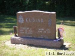 Gordon J Kubiak