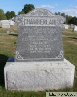 Edgar W Chamberlain