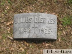 Julius Dierkes