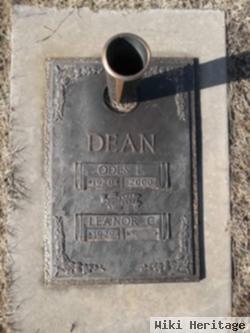Odes Lynell Dean