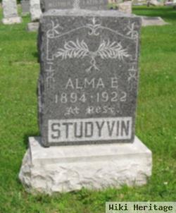 Alma Etna Brannan Studyvin