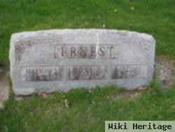 Keneth W Ernest