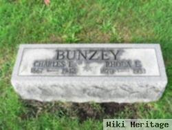 Rhoda E Bunzey