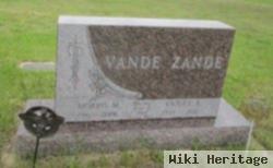 Morris M Vande Zande