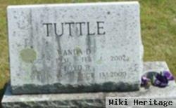 Floyd B Tuttle