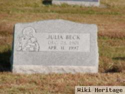 Julia Beck