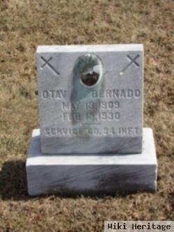 Otavio T Bernardo