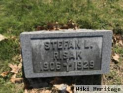 Stefan L Risak