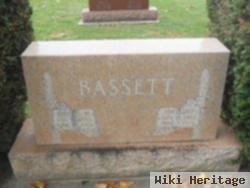 Moses H Bassett