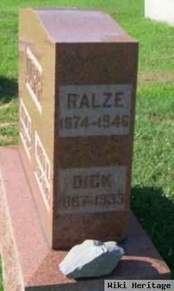 Ralze Dorr