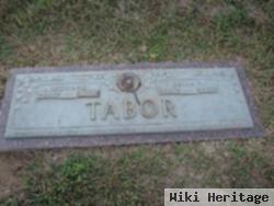 Leonard Tabor