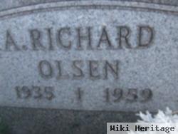 A Richard Olsen