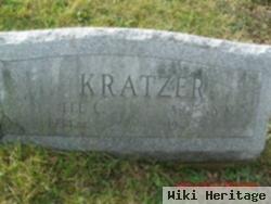 Arlena M Kratzer