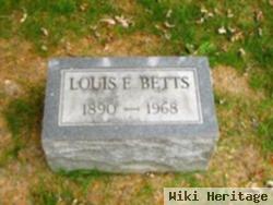 Lewis Earl Betts