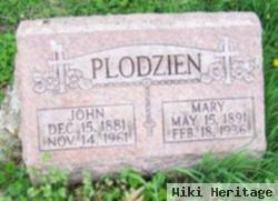 Mary Plodzien