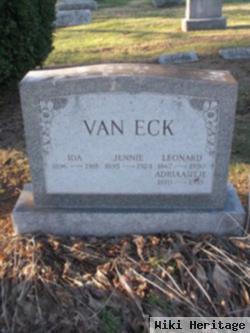 Leonard Van Eck