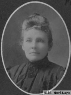 Elizabeth J Mcdaniel