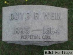 Boyd Robert Weik