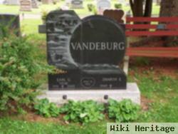 Earl Vandeburg