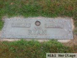 Robert F Ryan, Sr