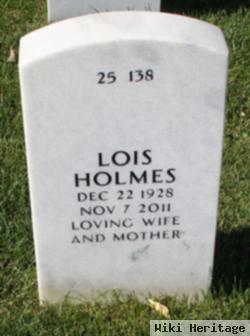 Lois Holmes