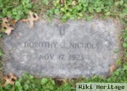 Dorothy J Phelan Nichols