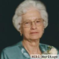 Mary J Mickelis Hiatte