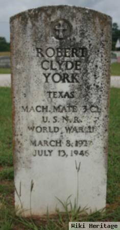 Robert Clyde York