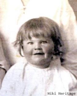 Elsie May Peters