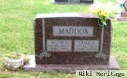 Victor E Maddox