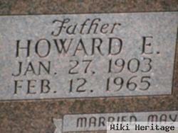 Howard E Davis