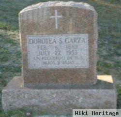 Dorotea S Garza